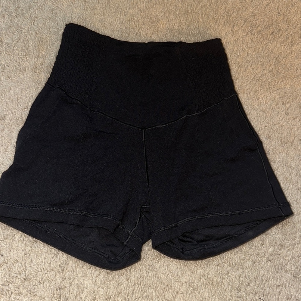 black aerie shorts